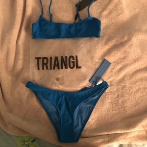 Triangl Bikini Set